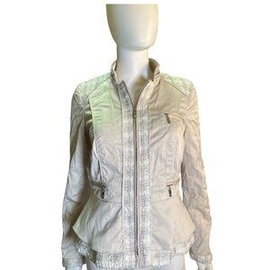White House Black Market Womens Beige Quilted Jacket Size 4 With Lace Trim EUC